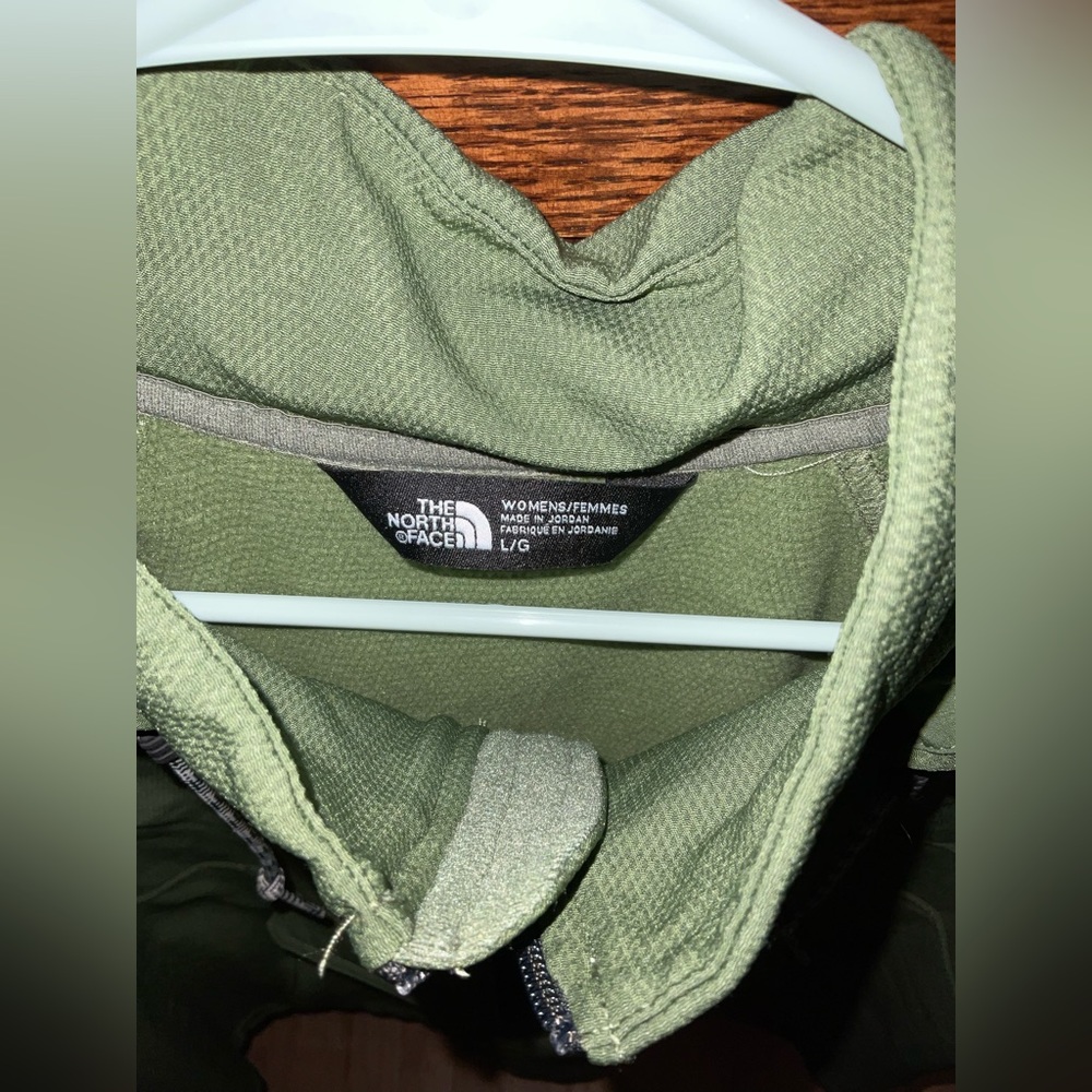 North face pullover - Picture 2 of 3